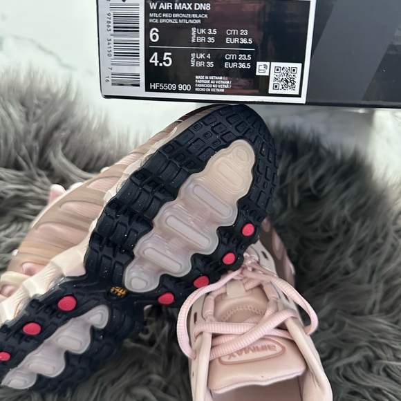 Nike Air Max DN8 - Picture 10 of 10